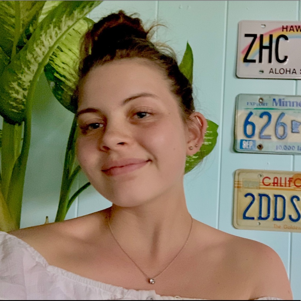 Meet your Posher, Aleta